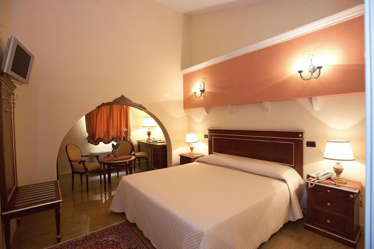 Sangiorgio Resort & Spa Cutrofiano Buitenkant foto