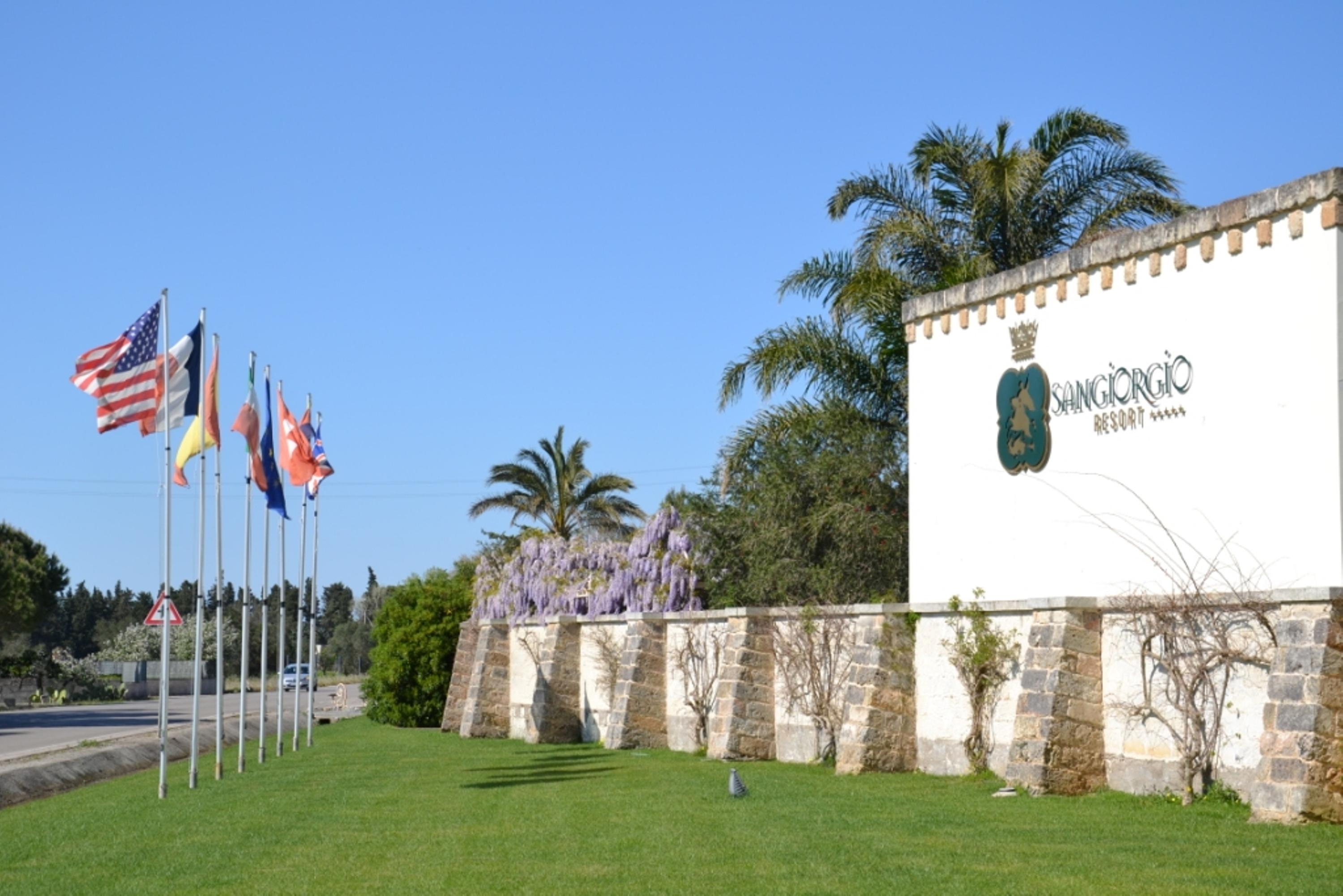 Sangiorgio Resort & Spa Cutrofiano Buitenkant foto